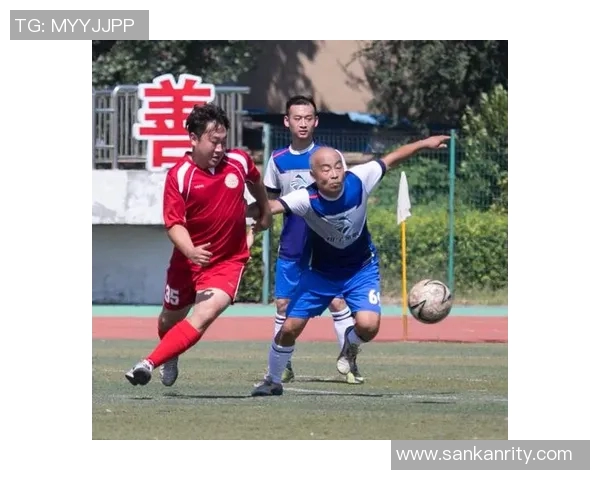 中韩足球对抗赛直播盛况回顾与精彩瞬间分析 中韩足球对抗赛直播盛况回顾与精彩瞬间分析