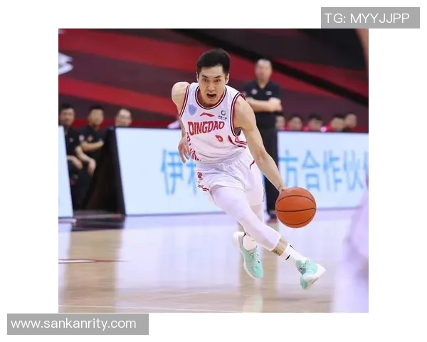 赵泰隆：从篮球新星到职业生涯巅峰的励志故事与成长之路