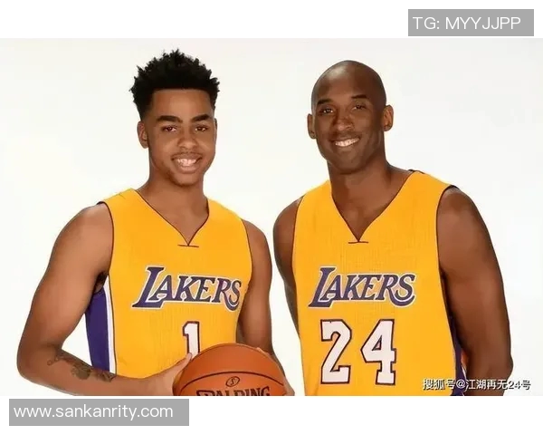 退役3年后，科比归队担任雷霆助教，传授经验技巧